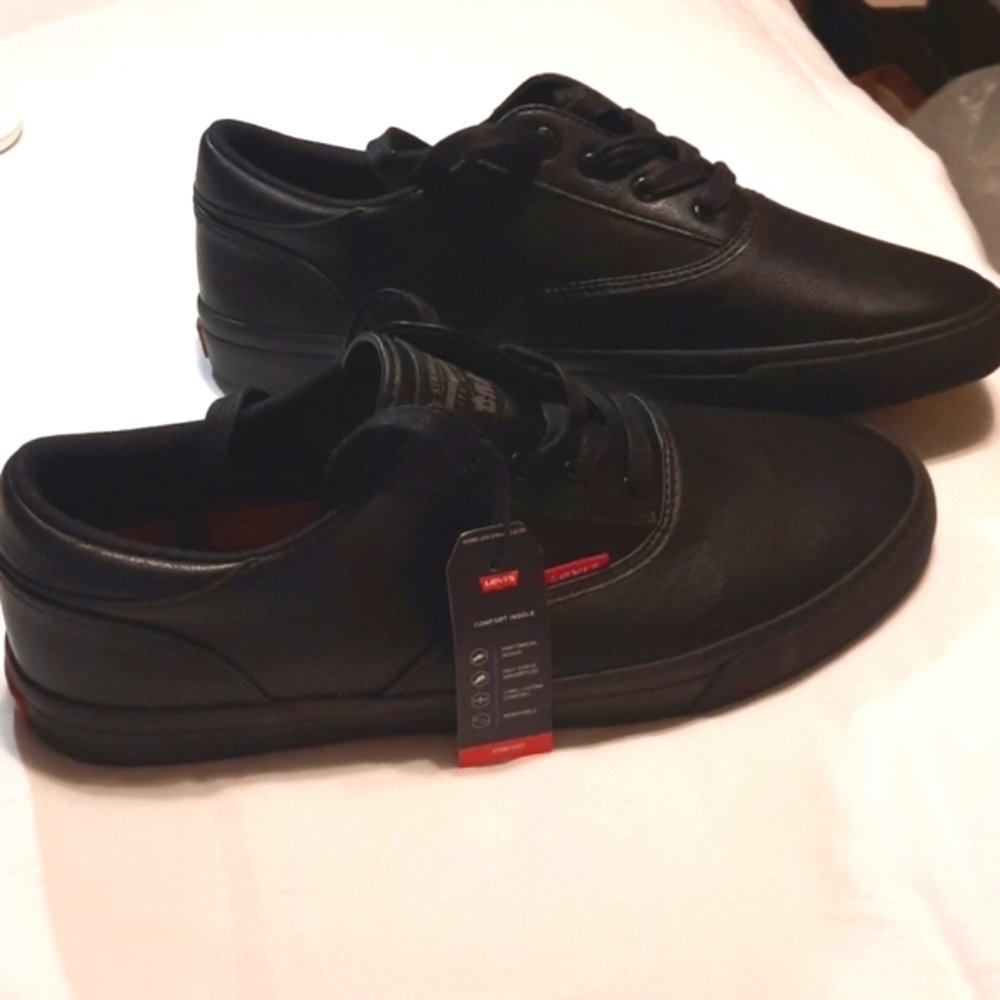 Black Levi Strauss Low Top Sneakers